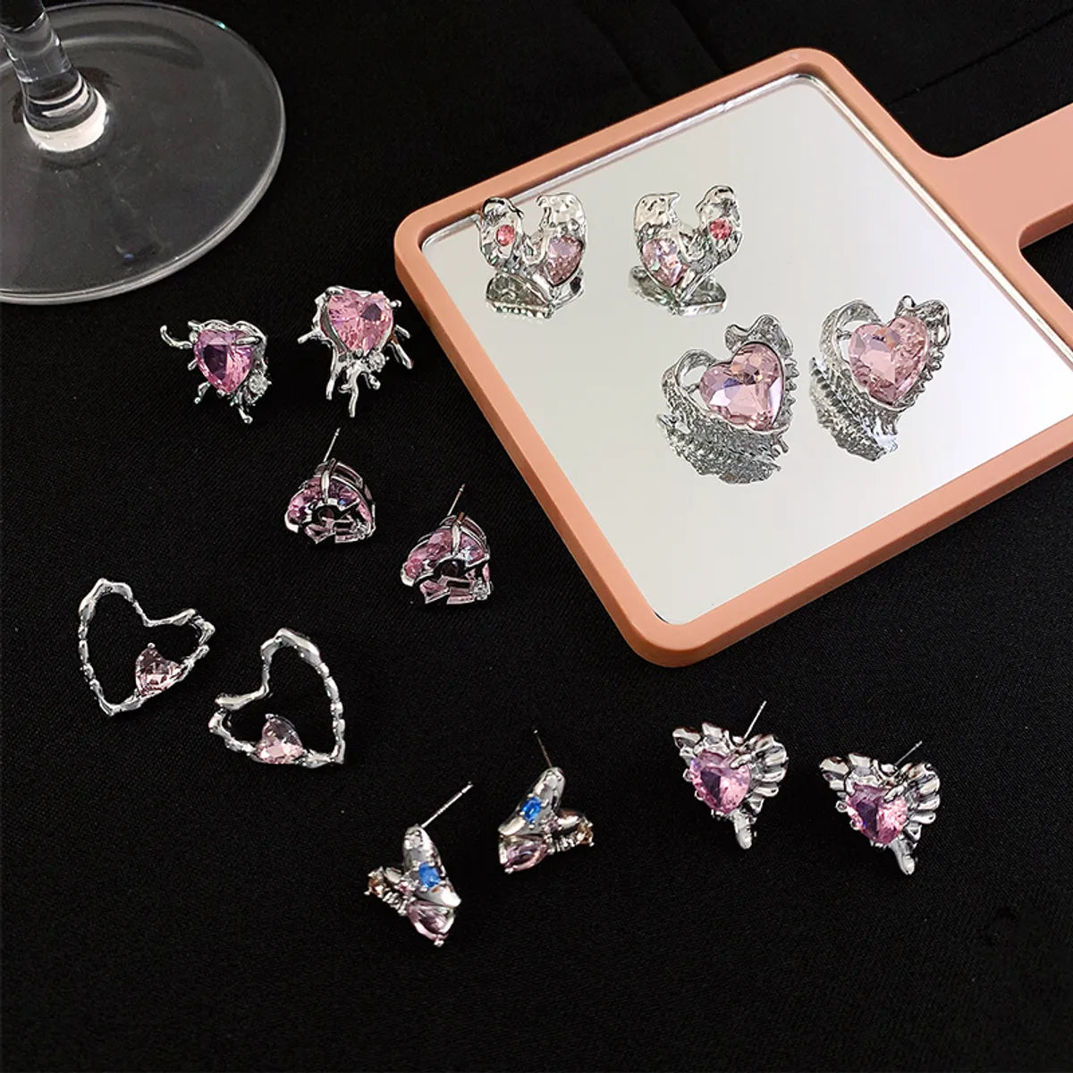 1 Pair Fashion Heart Shape Alloy Inlay Rhinestones Women's Ear Studs