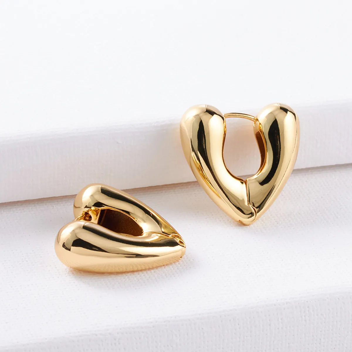 1 Pair Fashion Heart Shape Plating Copper 18k Gold Plated Earrings