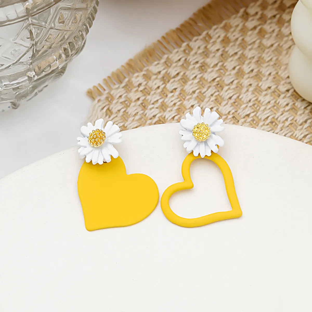 1 Pair Fashion Heart Shape Flower Alloy Stoving Varnish Women's Ear Studs