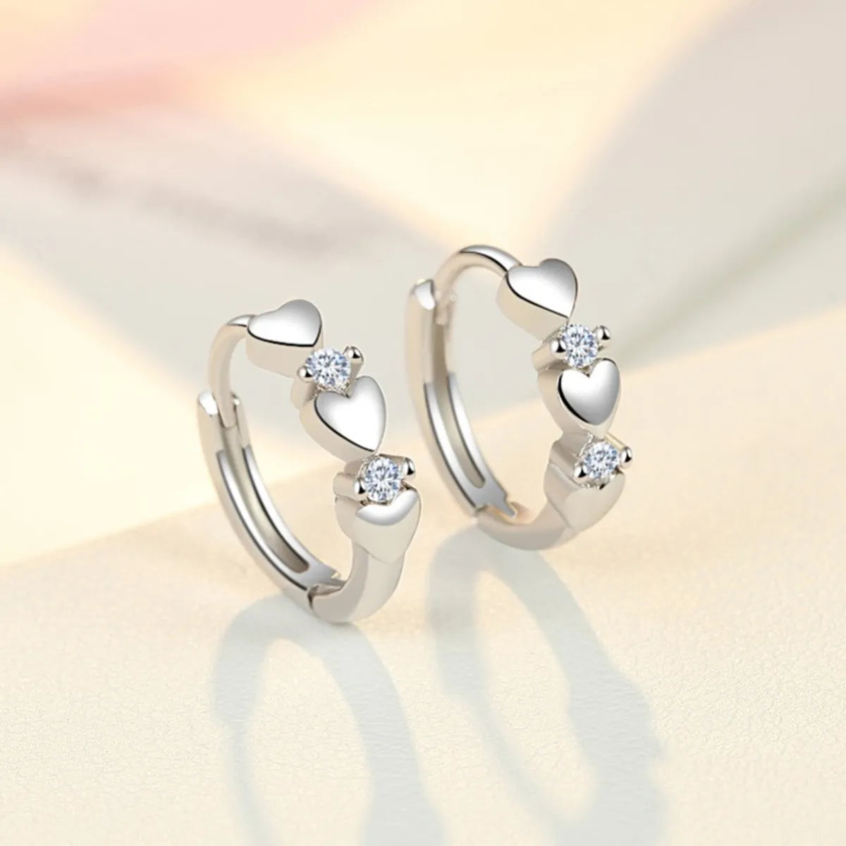 1 Pair Fashion Heart Shape Metal Inlay Zircon Women's Hoop Earrings