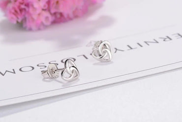 1 Pair Fashion Heart Shape Metal Plating Hollow Out Women'S Ear Studs