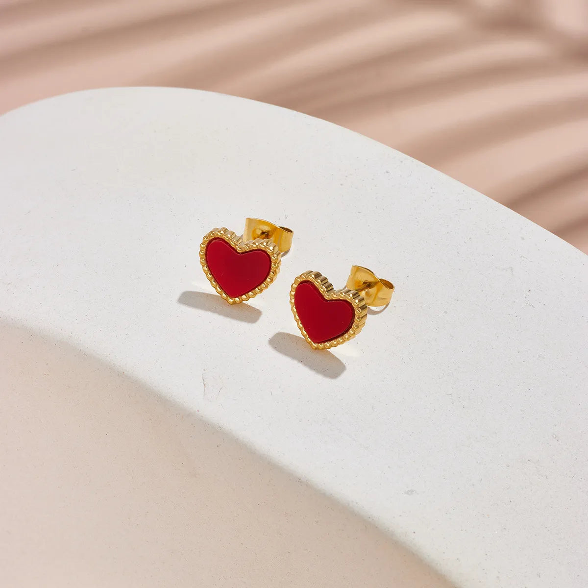 1 Pair Fashion Heart Shape Titanium Steel Plating Ear Studs