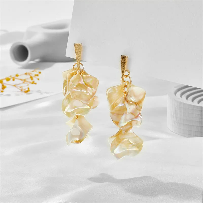 1 Pair Fashion Petal Arylic Women'S Drop Earrings