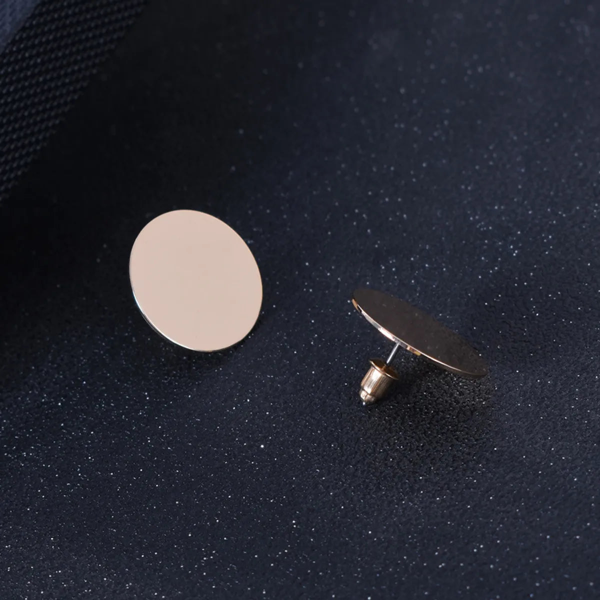 1 Pair Fashion Round Alloy Plating Women's Ear Studs