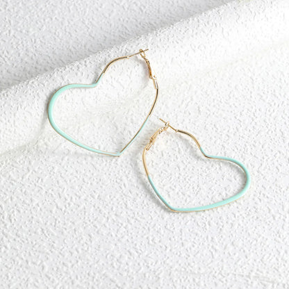 1 Pair Fashion Round Heart Shape Alloy Gold Plated Women'S Hoop Earrings