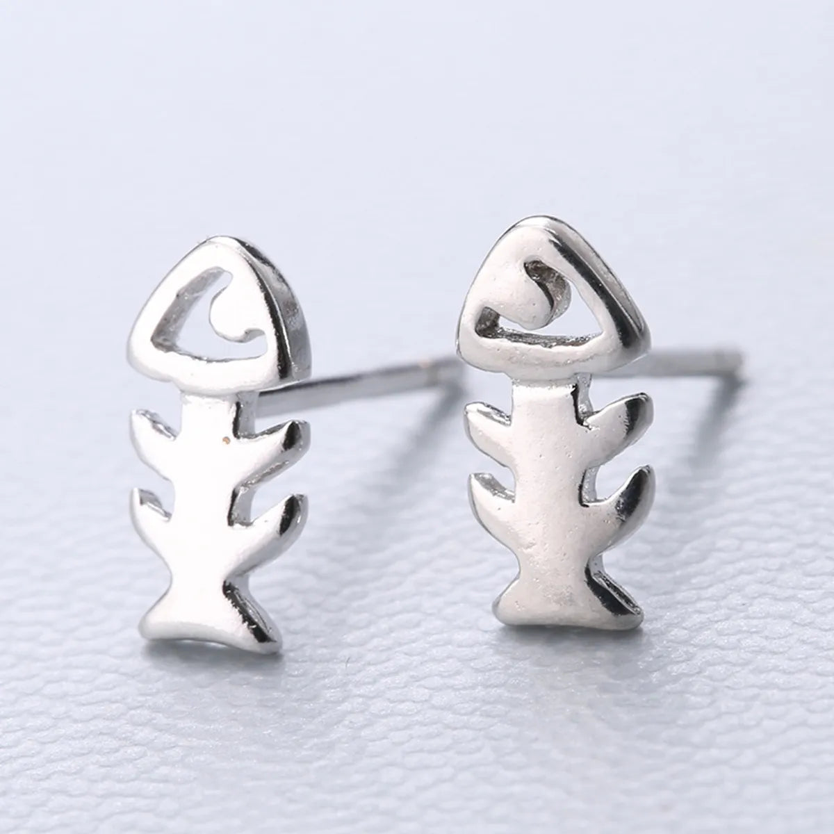 1 Pair Fashion Star Heart Shape Fish Tail Sterling Silver Plating Ear Studs