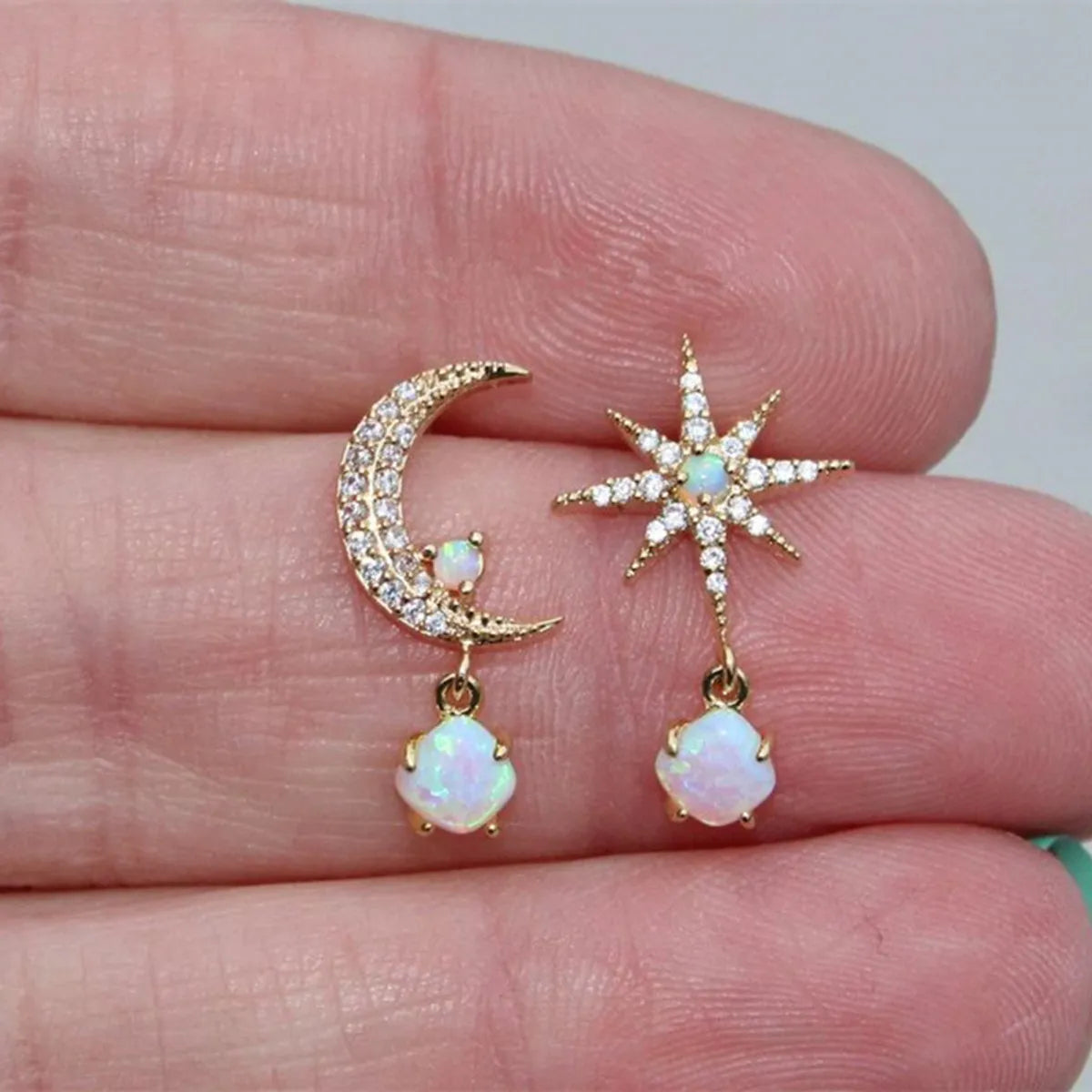 1 Pair Fashion Star Moon Alloy Asymmetrical Plating Inlay Opal Zircon Women'S Drop Earrings