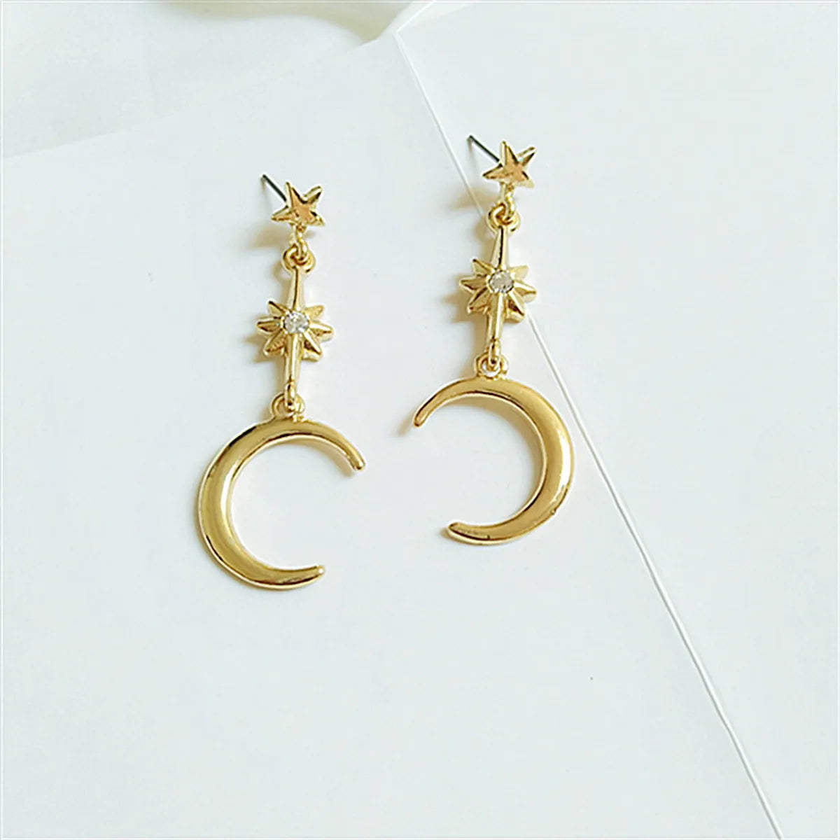 1 Pair Fashion Star Moon Alloy Plating Rhinestones Women'S Drop Earrings