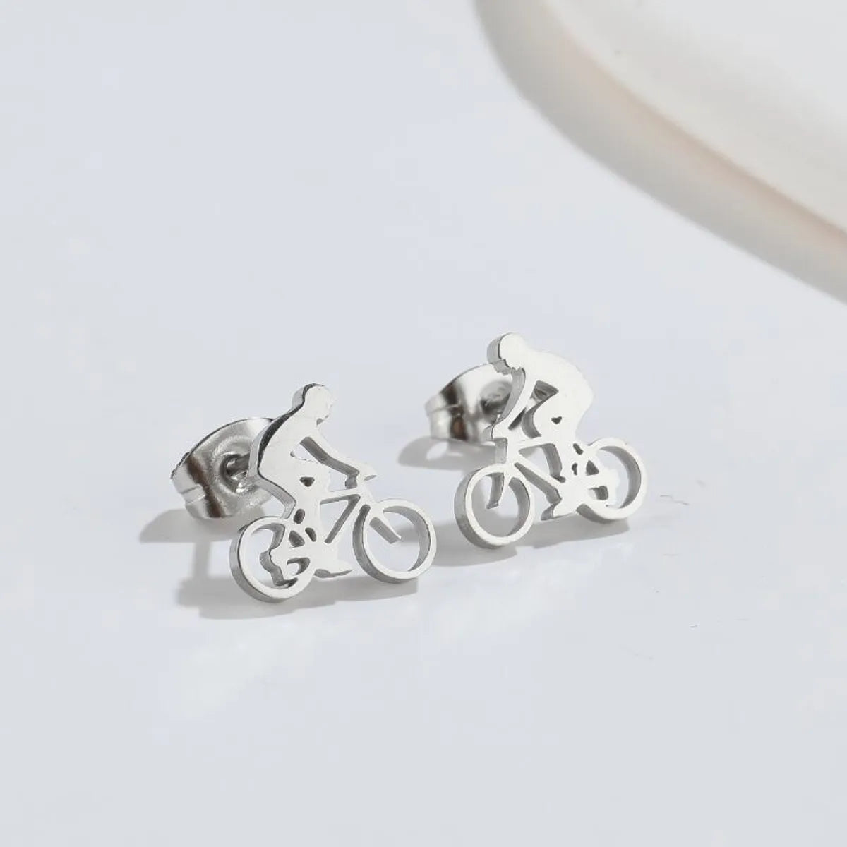 1 Pair Fashion Star Moon Wings Titanium Steel Asymmetrical Plating Hollow Out Ear Studs