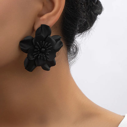 1 Pair French Style Commute Korean Style Flower Stoving Varnish Plating Alloy Ear Studs