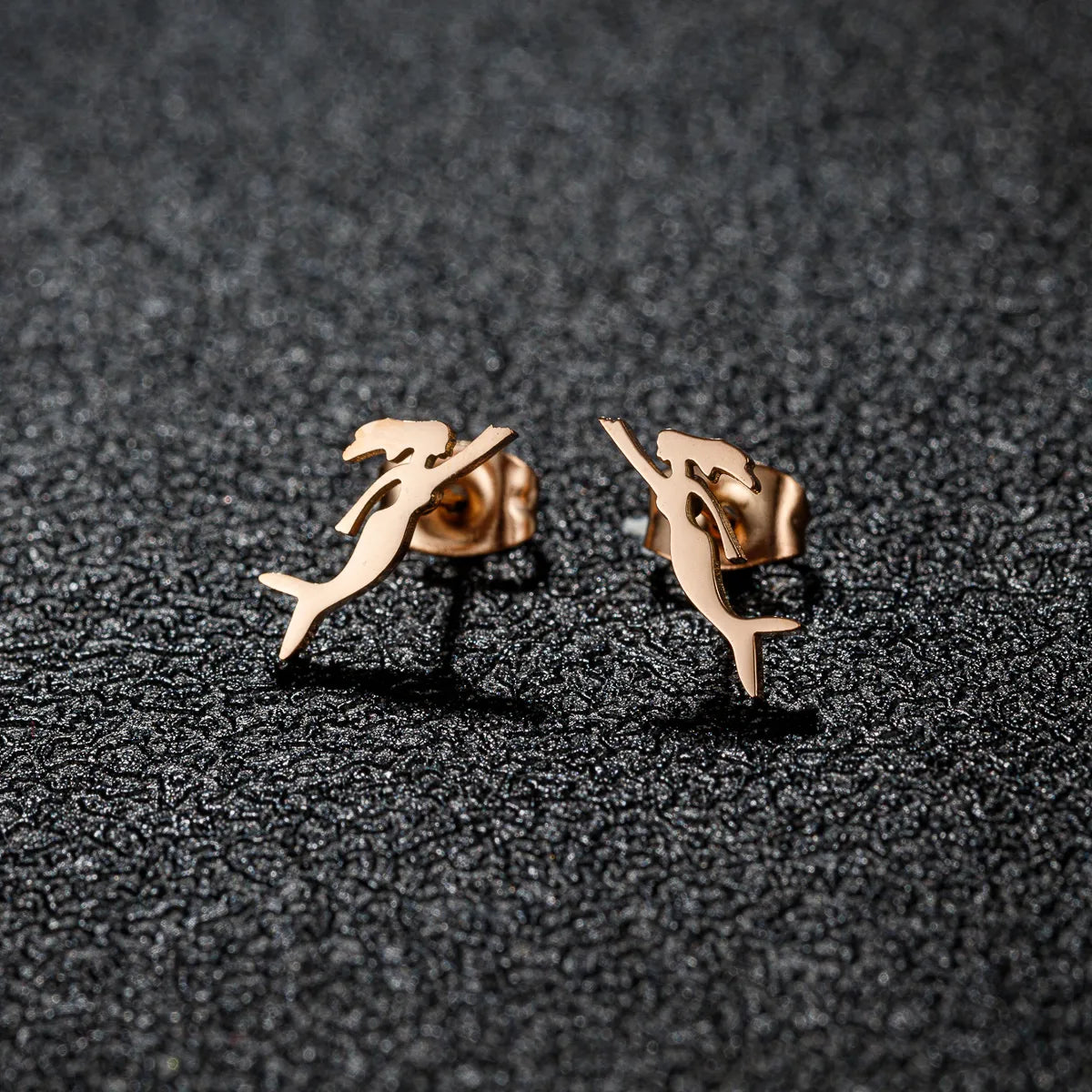 1 Pair French Style Modern Style Sweet Clouds Dolphin Skates Polishing Plating 304 Stainless Steel 18K Gold Plated Ear Studs