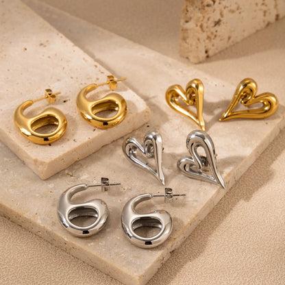 1 Pair French Style Simple Style Classic Style Number Heart Shape Plating Stainless Steel 18k Gold Plated Ear Studs