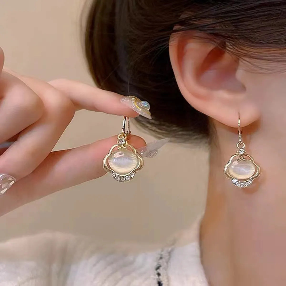 1 Pair French Style Simple Style Korean Style Clouds Alloy Drop Earrings