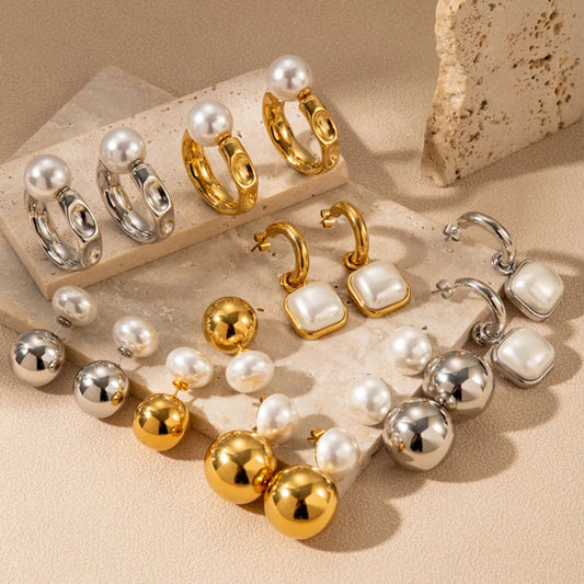 1 Pair French Style Simple Style Korean Style Geometric Round Pearl Plating Stainless Steel 18k Gold Plated Earrings