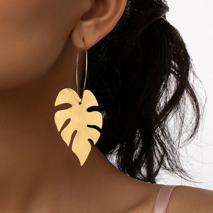 1 Pair French Style Simple Style Leaves Plating Alloy Drop Earrings