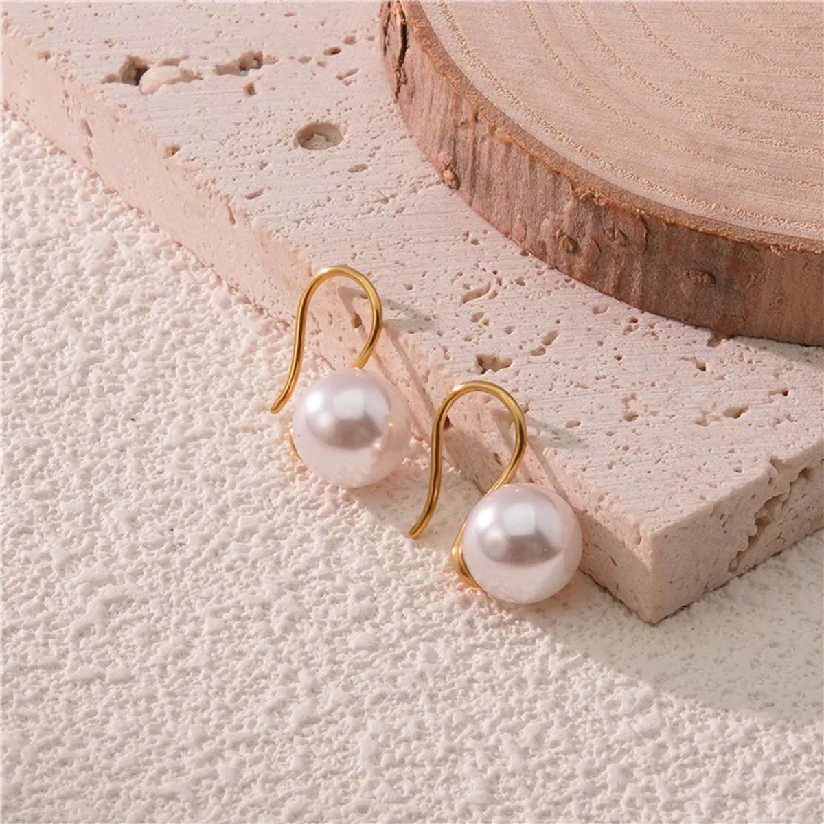 1 Pair French Style Sweet Simple Style Round Flower Inlay 304 Stainless Steel Artificial Pearls 18K Gold Plated Ear Studs Ear Hook