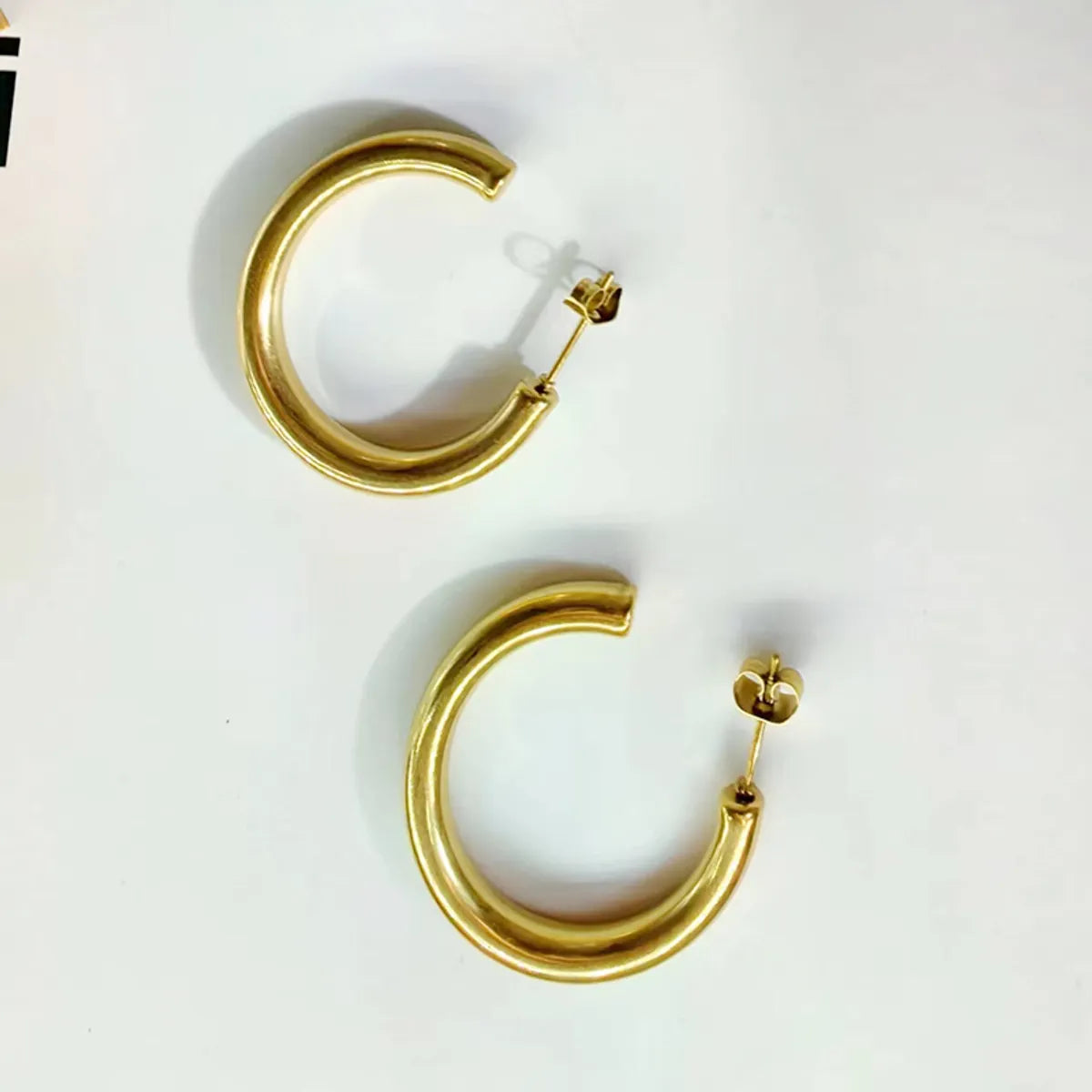 1 Pair Glam Commute Shiny Semicircle Polishing Plating Titanium Steel 18k Gold Plated Ear Studs