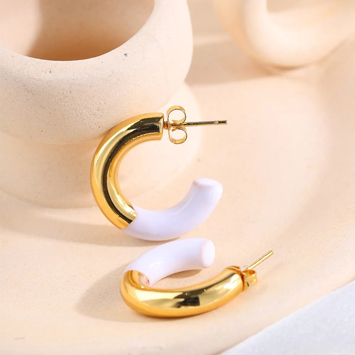 1 Pair Glam Exaggerated Sweet C Shape Enamel Titanium Steel 18K Gold Plated Ear Studs