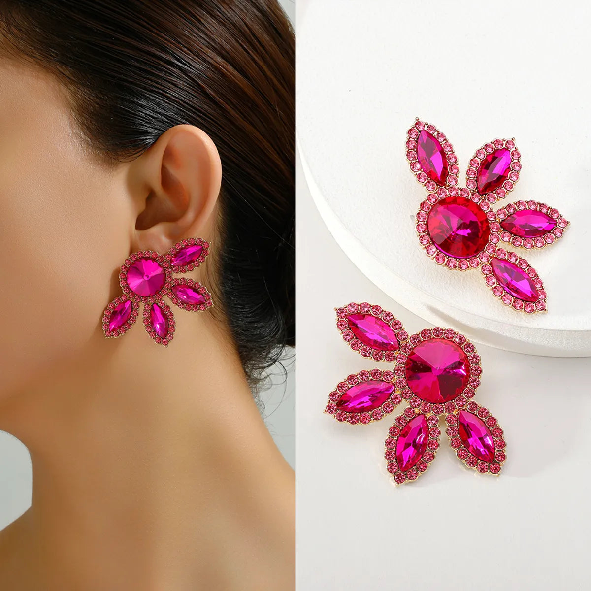 1 Pair Glam Flower Inlay Alloy Rhinestones Glass Ear Studs