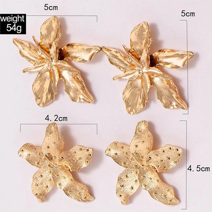 1 Pair Glam Luxurious Flower Alloy Gold Plated Ear Studs