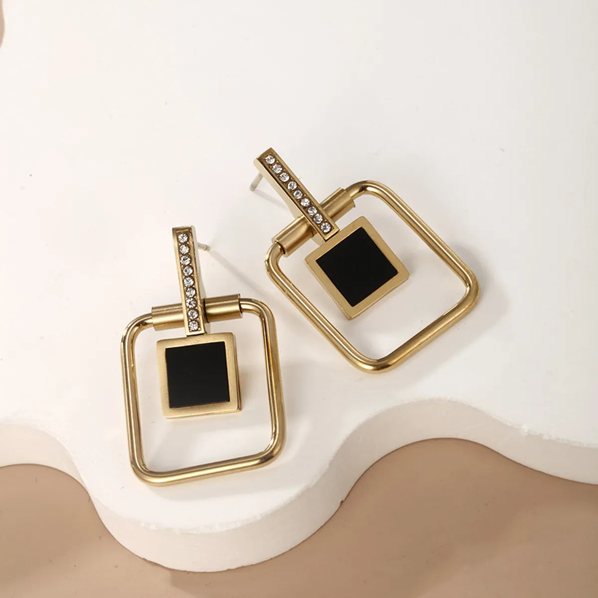 1 Pair Glam Retro Xuping Round Square Butterfly Plating Inlay Stainless Steel Artificial Gemstones Artificial Pearls 14k Gold Plated Drop Earrings