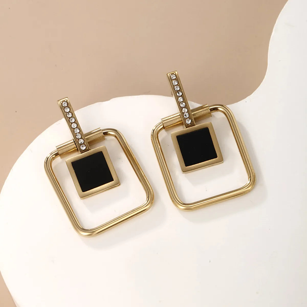 1 Pair Glam Retro Xuping Round Square Butterfly Plating Inlay Stainless Steel Artificial Gemstones Artificial Pearls 14k Gold Plated Drop Earrings