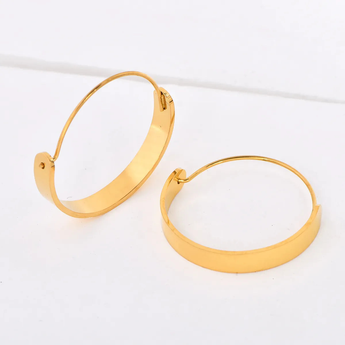 1 Pair Glam Shiny Semicircle Oval Plating 304 Stainless Steel 18K Gold Plated Earrings