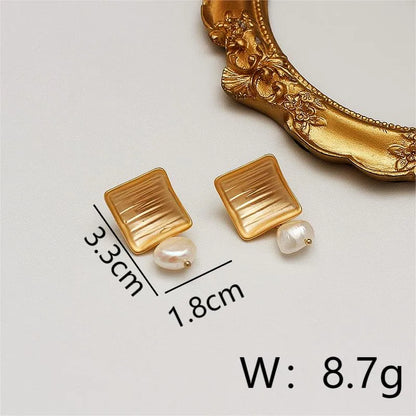 1 Pair Gothic Baroque Style Punk Square Pearl Copper 18K Gold Plated Ear Studs