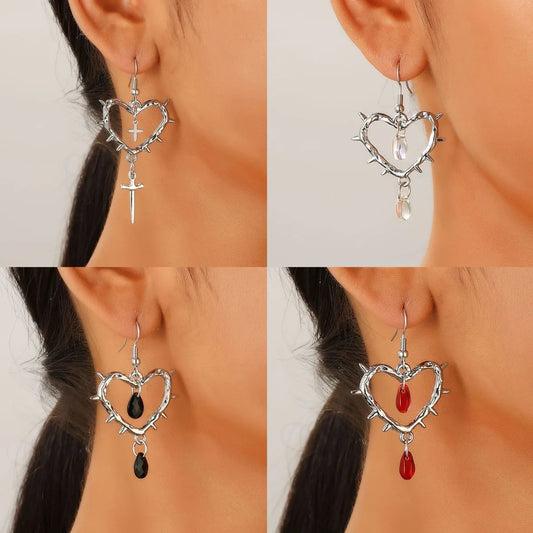 1 Pair Gothic Retro Cool Style Heart Shape Alloy Drop Earrings