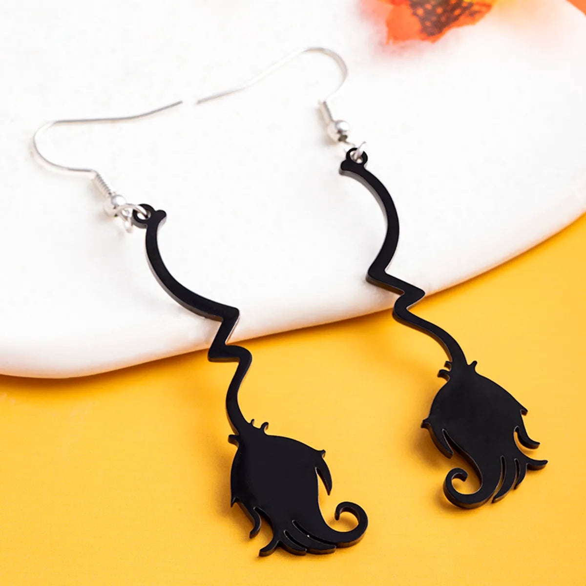 1 Pair Hip-Hop E4011-6/Broom Plastic Drop Earrings