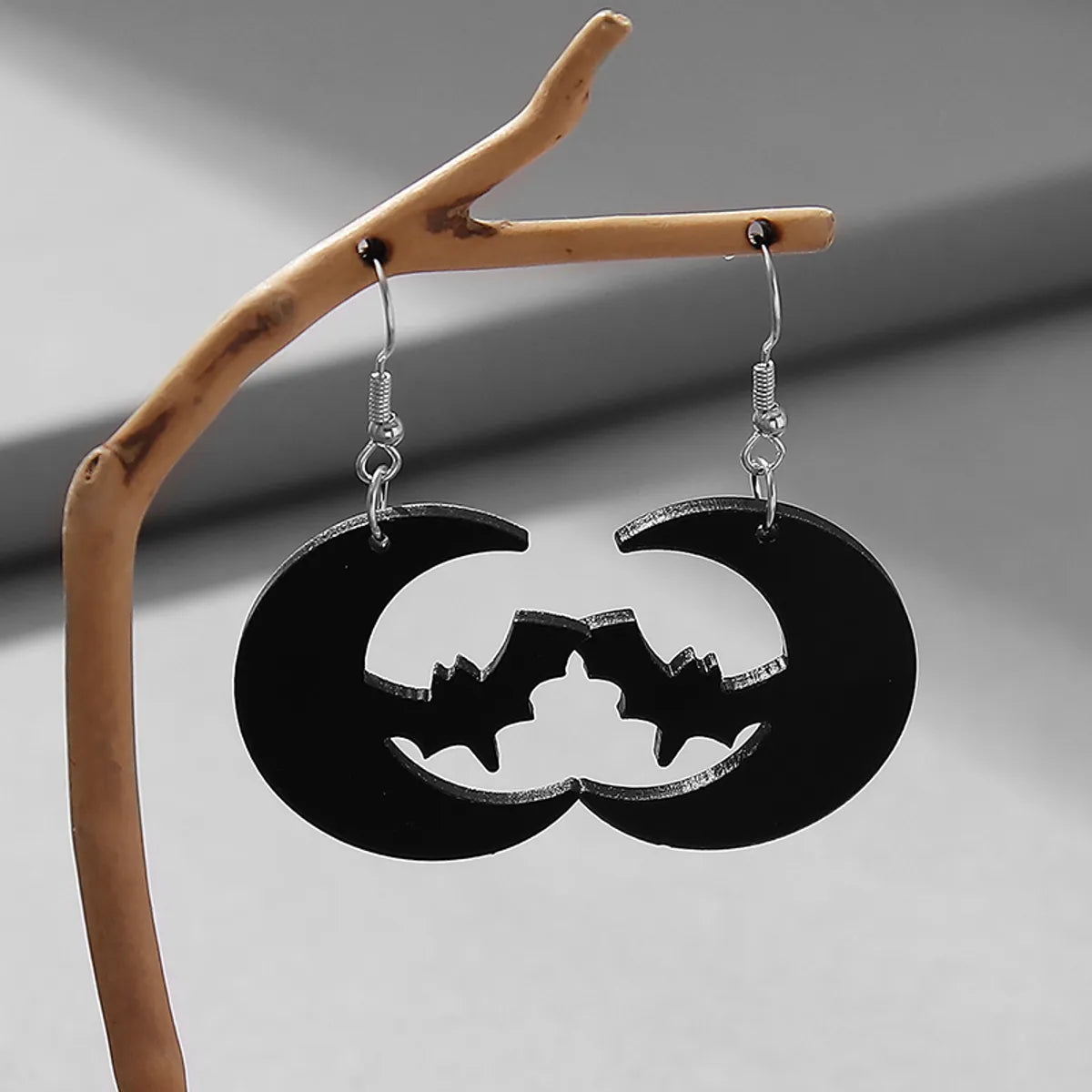 1 Pair Hip-Hop Funny Moon Cat Bat Hollow Out Arylic Drop Earrings