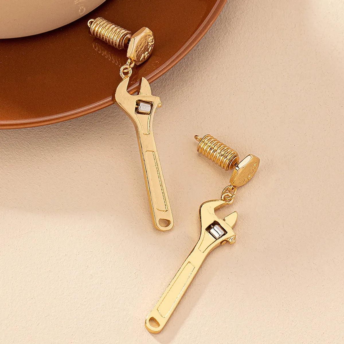 1 Pair Hip-hop Punk Streetwear Wrench Plating Alloy Drop Earrings