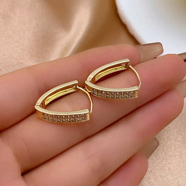 1 Pair Hip-hop Shiny V Shape Plating Inlay Copper Zircon Gold Plated Earrings