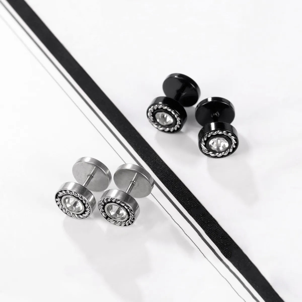 1 Pair Hip-hop Streetwear Circle Plating Inlay Titanium Steel Zircon Silver Plated Ear Studs