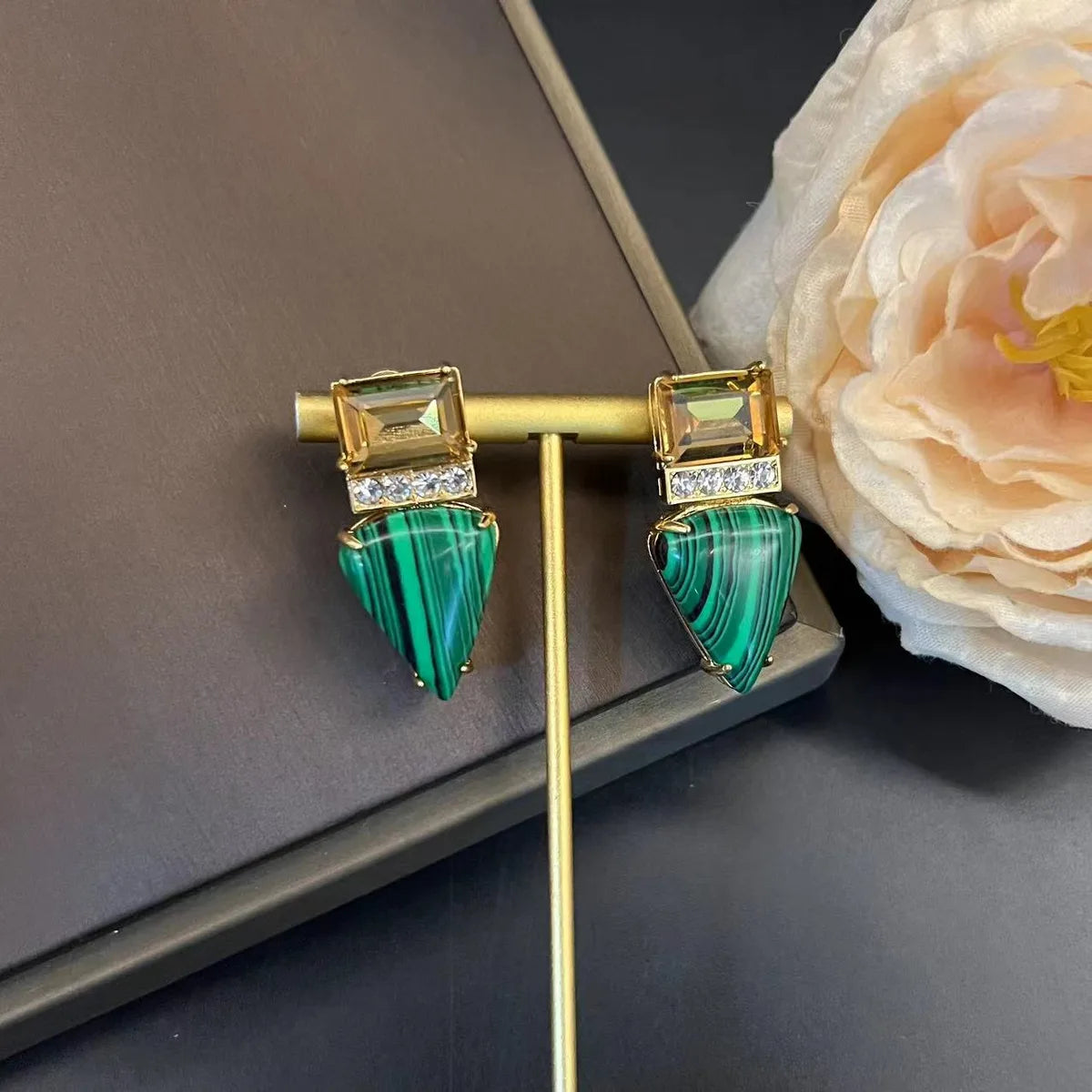 1 Pair IG Style Casual Simple Style Triangle Rectangle Inlay Copper Artificial Crystal Malachite Rhinestones 24K Gold Plated Drop Earrings