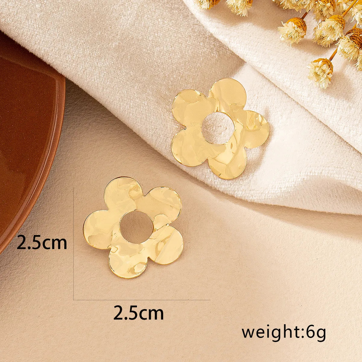 1 Pair Ig Style Elegant Flower Plating Iron Gold Plated Ear Studs