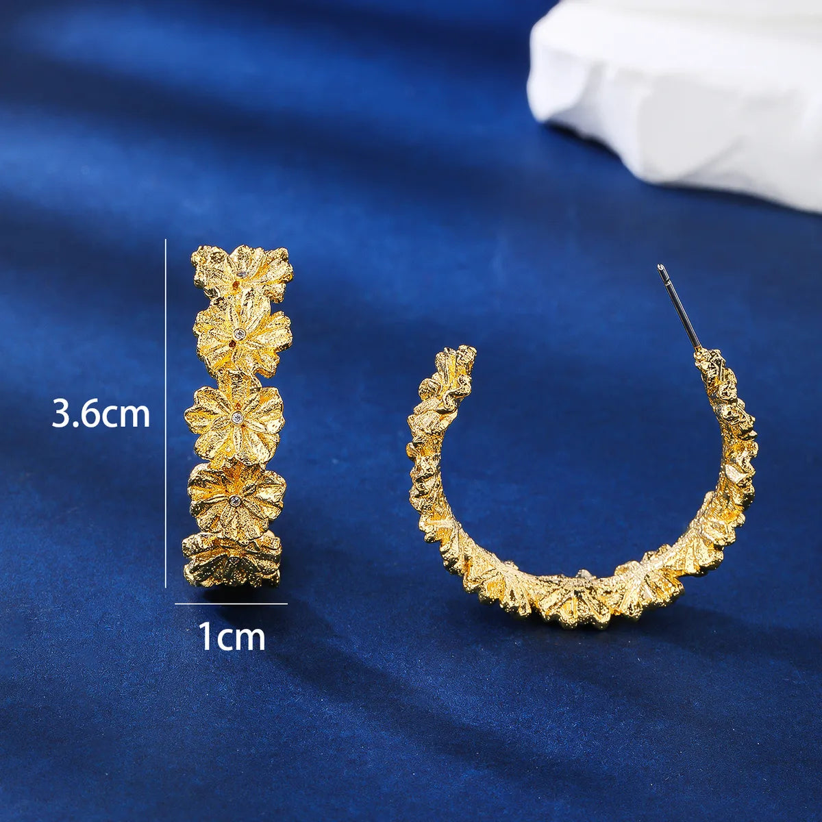 1 Pair IG Style Elegant Sweet Flower Inlay Copper Zircon 18K Gold Plated Ear Studs