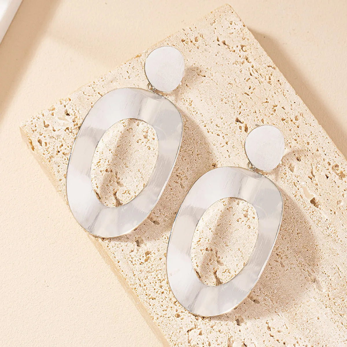 1 Pair Ig Style Exaggerated Geometric Round Plating Alloy Gold Plated Drop Earrings