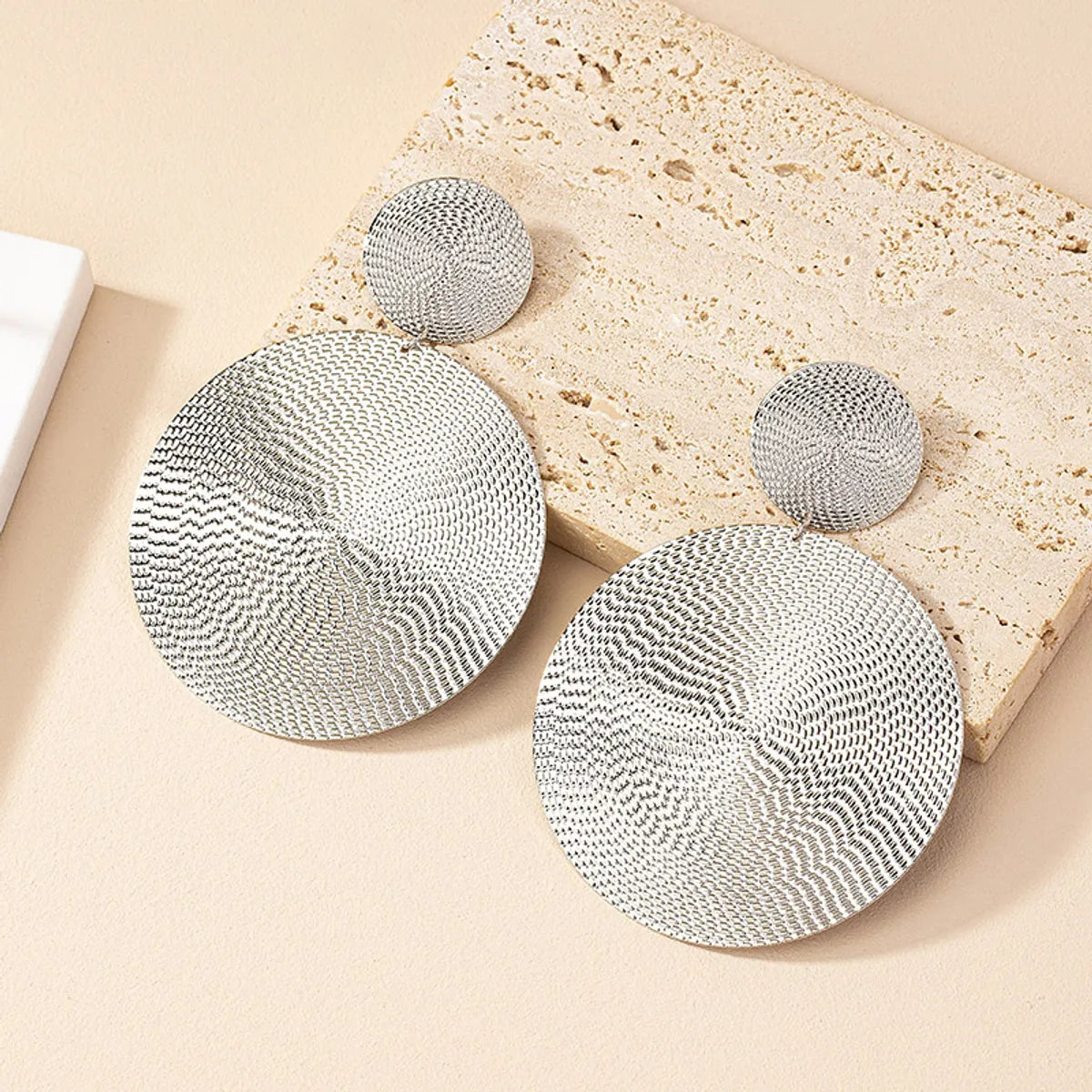 1 Pair Ig Style Exaggerated Round Plating Alloy Gold Plated Ear Studs