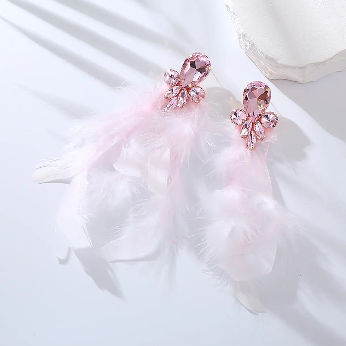 1 Pair Ig Style Feather Inlay Feather Rhinestones Drop Earrings