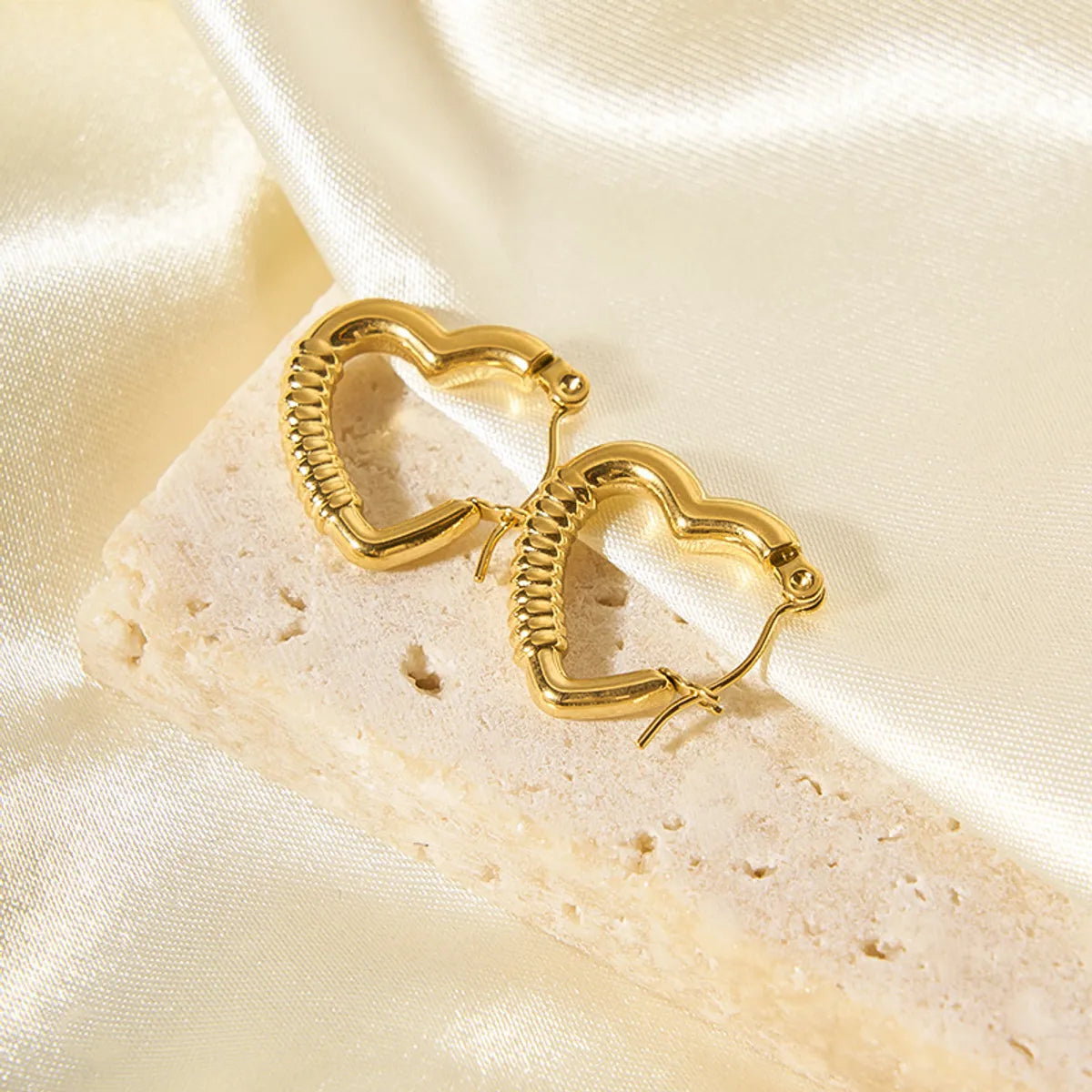 1 Pair Ig Style Heart Shape Plating Stainless Steel 18k Gold Plated Earrings