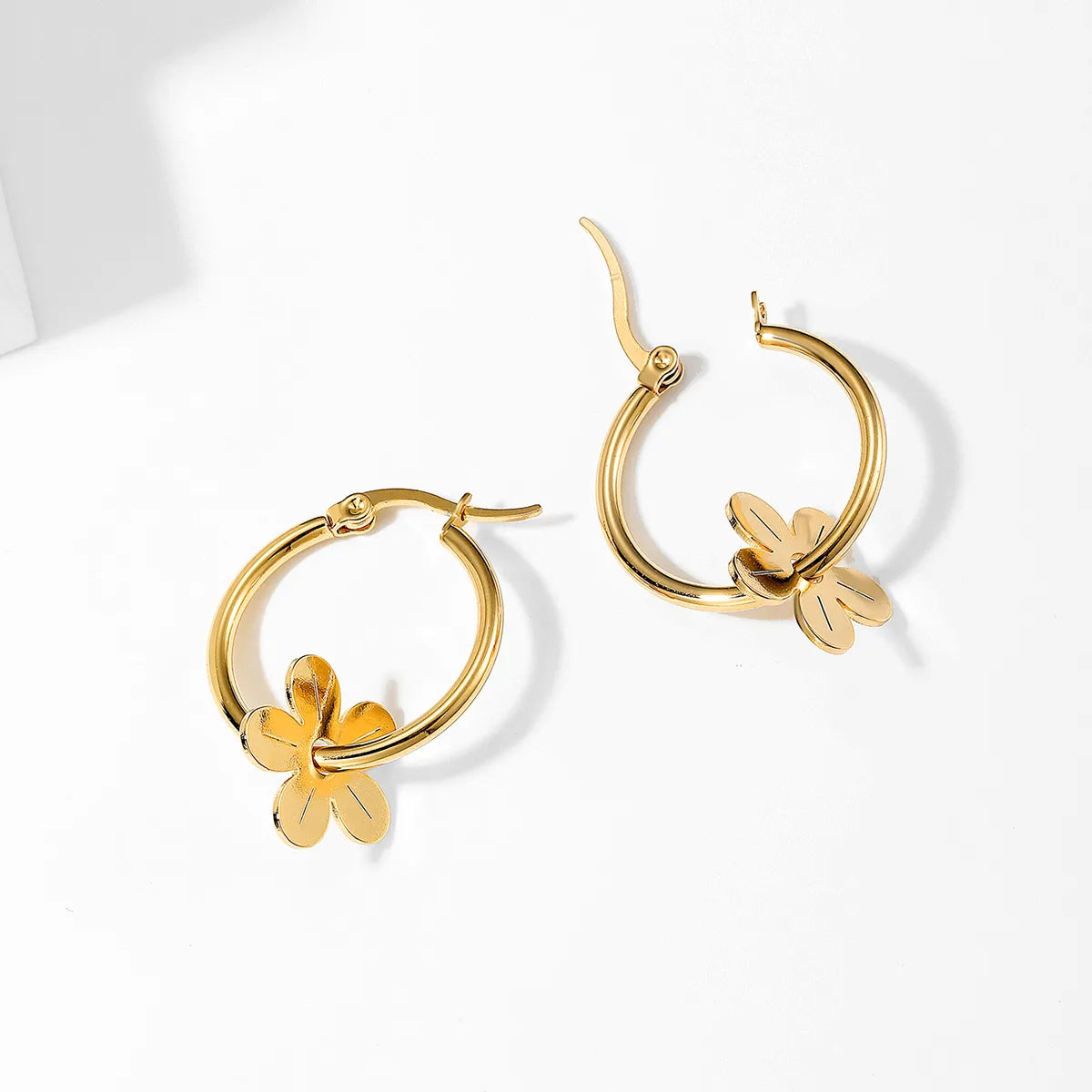 1 Pair Ig Style Pastoral Flower Plating Three-dimensional Stainless Steel 18k Gold Plated Drop Earrings