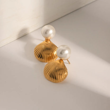 1 Pair Ig Style Pearl Shell Plating Stainless Steel 18k Gold Plated Ear Studs