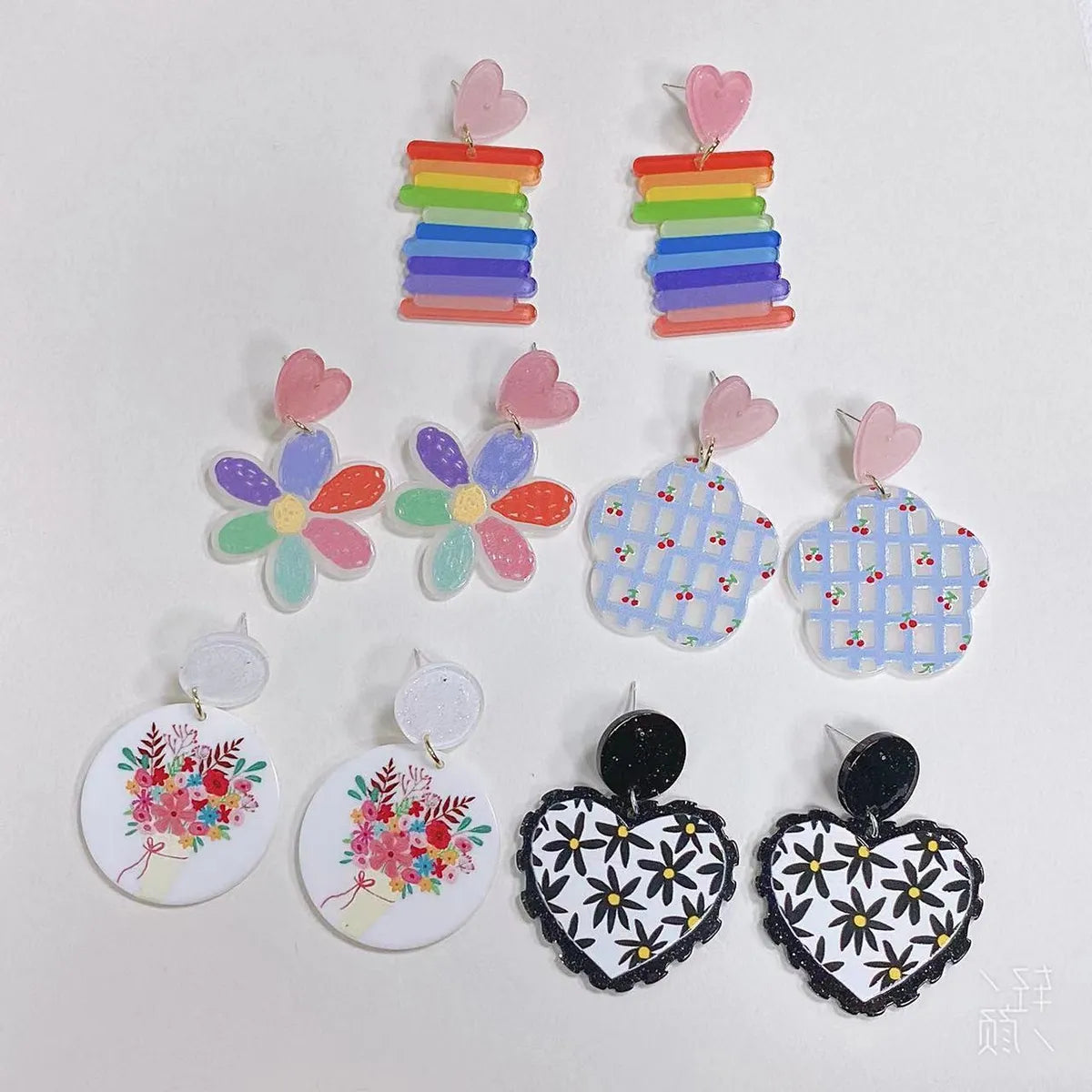 1 Pair IG Style Retro Animal Heart Shape Flower Plastic Resin Drop Earrings