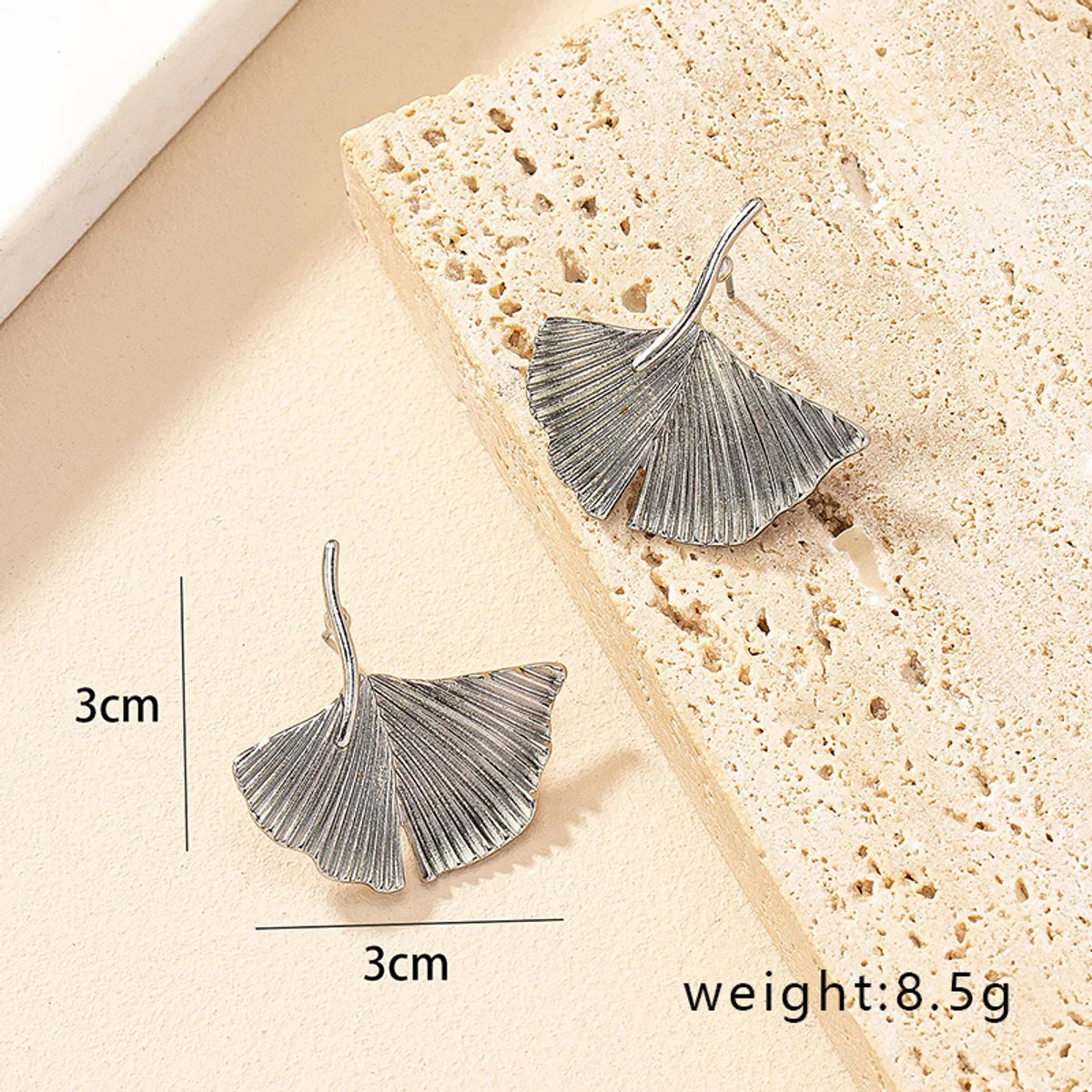 1 Pair Ig Style Retro Geometric Ginkgo Leaf Plating Alloy Ear Studs