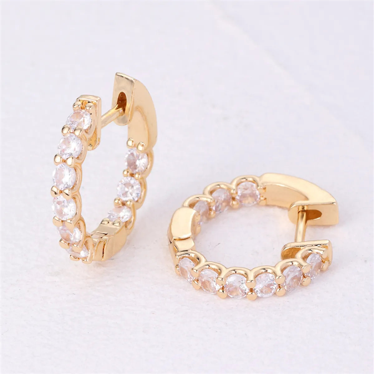 1 Pair IG Style Retro Simple Style Geometric Round Plating Inlay Copper Zircon K Gold Plated Ear Studs