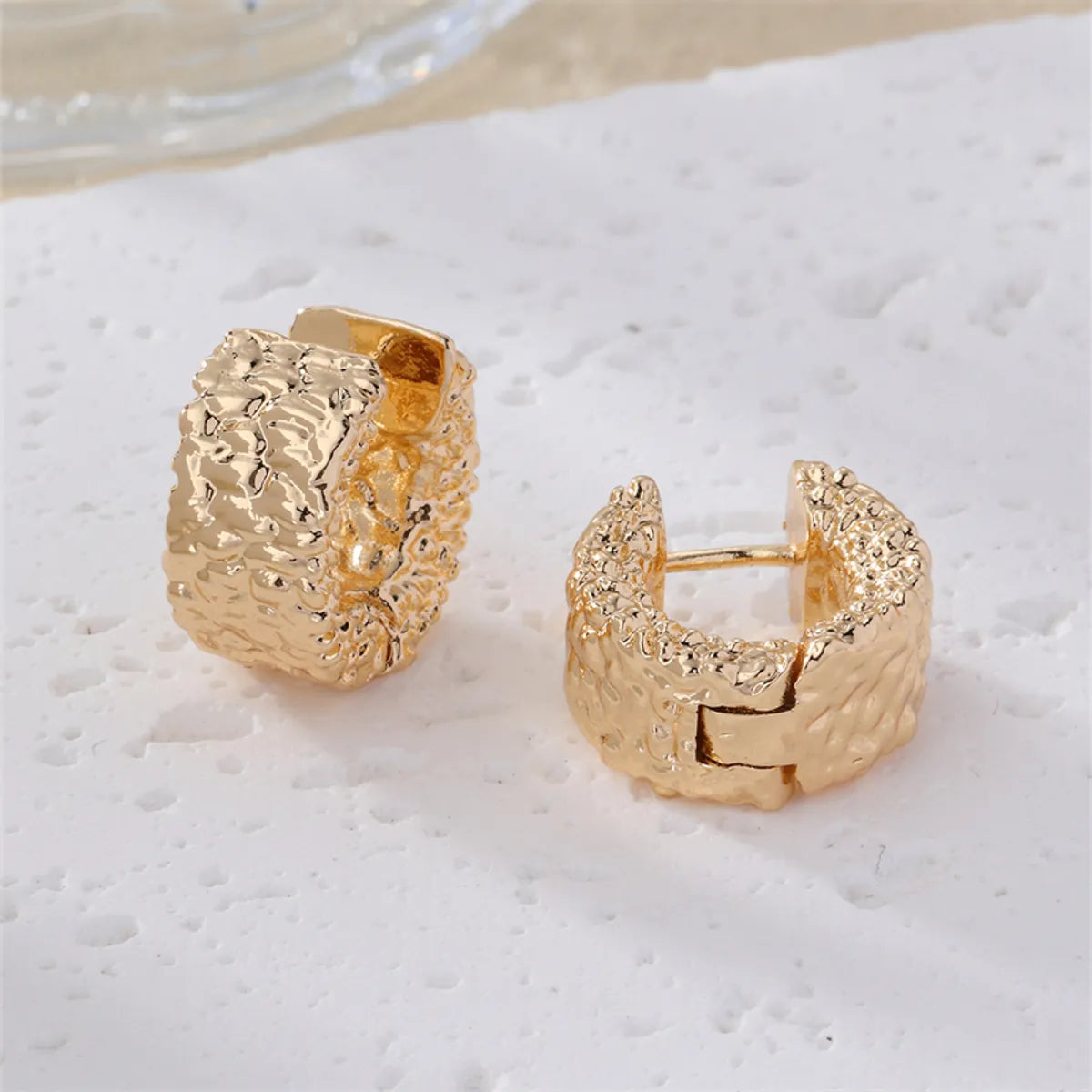 1 Pair IG Style Retro Simple Style Geometric Round Plating Inlay Copper Zircon K Gold Plated Ear Studs