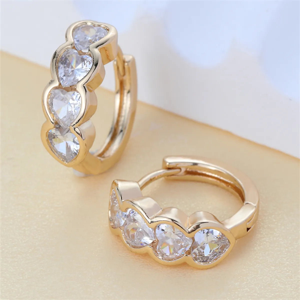 1 Pair IG Style Retro Simple Style Geometric Round Plating Inlay Copper Zircon K Gold Plated Ear Studs