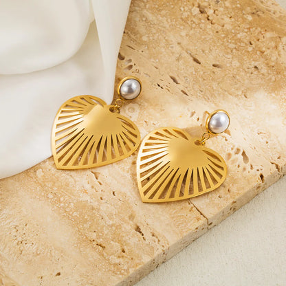 1 Pair Ig Style Round Heart Shape Butterfly Plating Inlay Stainless Steel Artificial Pearls 18k Gold Plated Drop Earrings