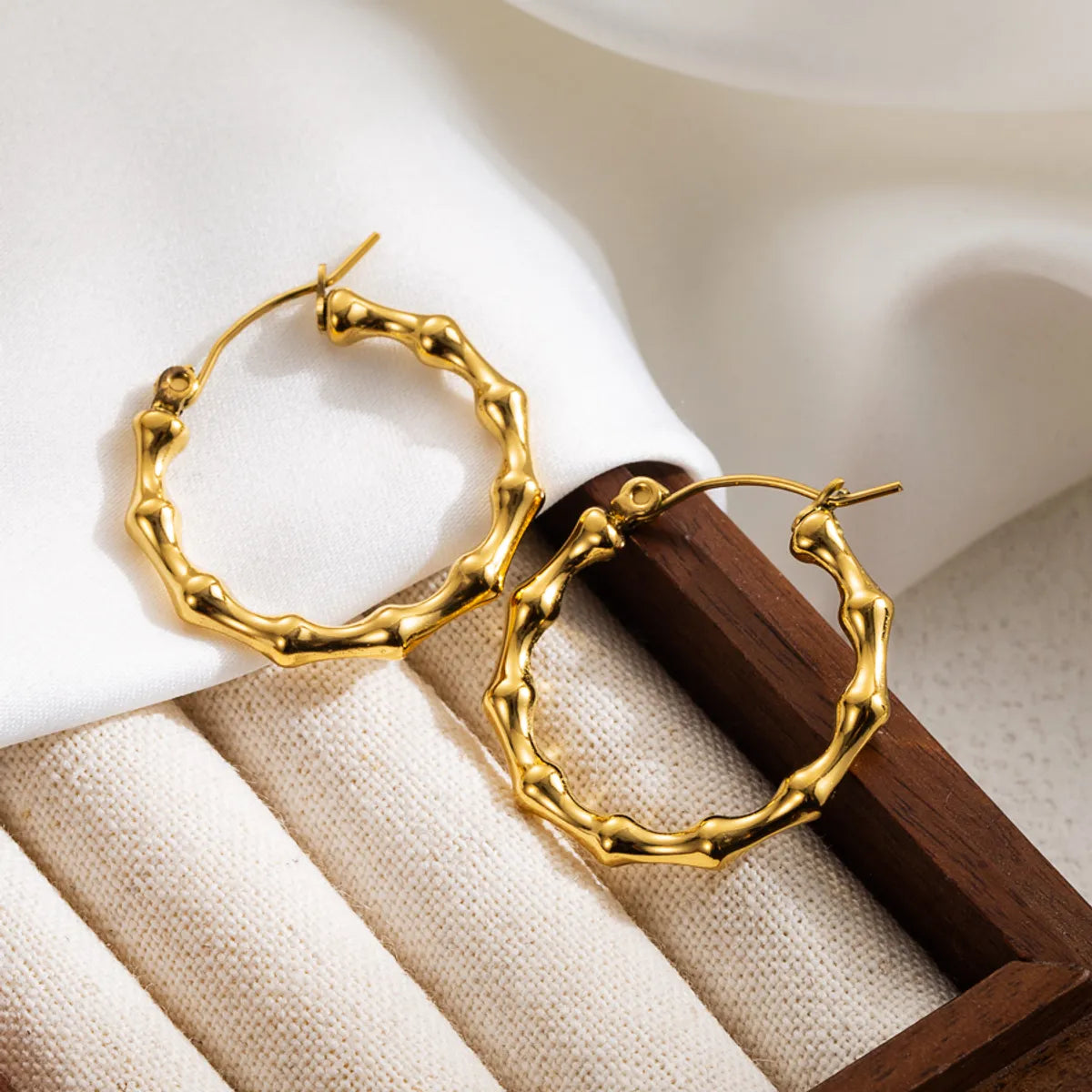 1 Pair Ig Style Round Heart Shape Plating Stainless Steel 18k Gold Plated Hoop Earrings Ear Studs